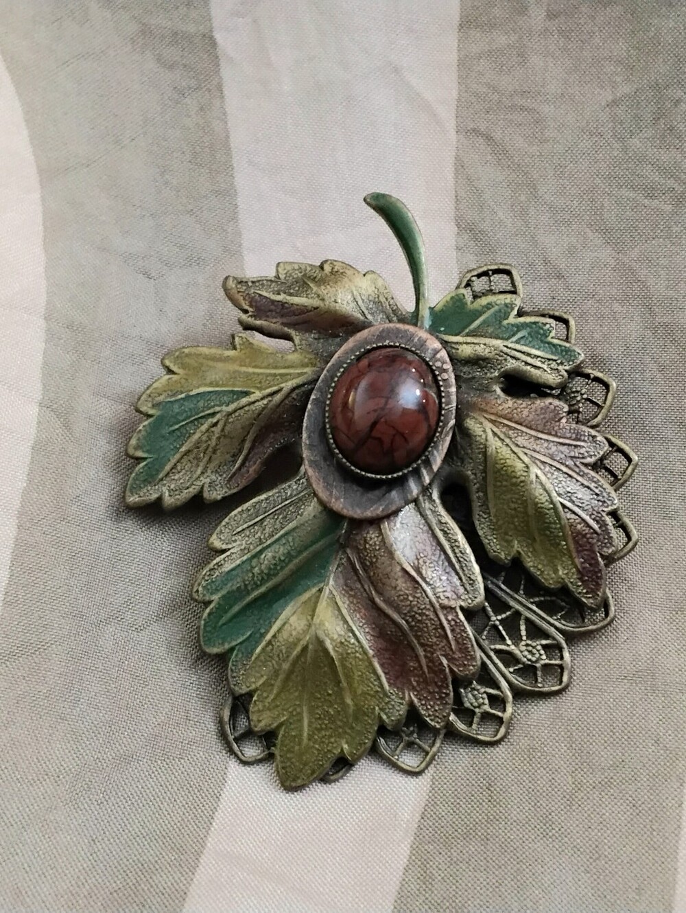 Silver Forest Maple Leaf Brooch/Pin